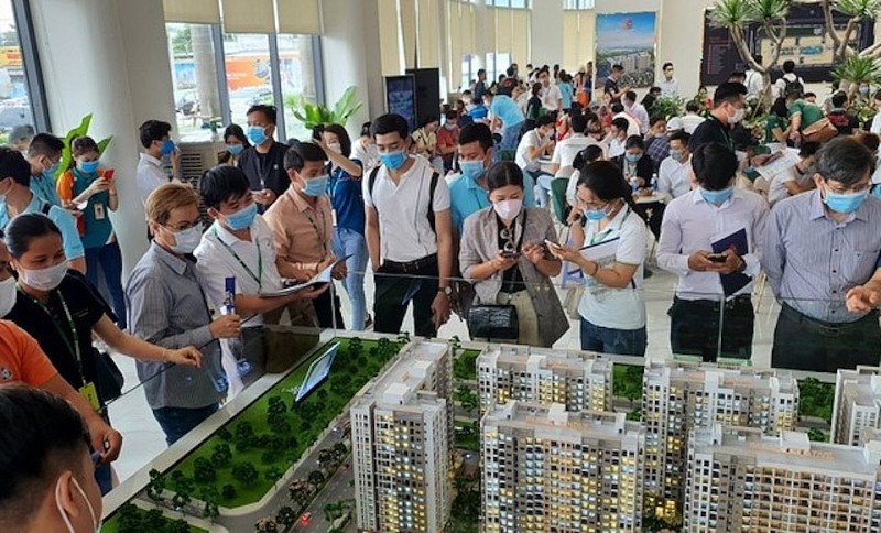 Những bất thường giá đất