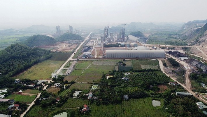 Thanh Hóa: Môi trường ngoài Nhà máy xi măng Long Sơn có thời điểm không đảm bảo