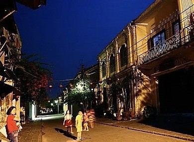 Trăng phố