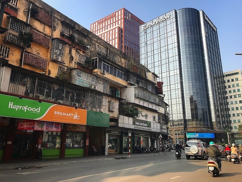 Hà Nội: Nhiều chung cư cũ, tái định cư xuống cấp, “đe dọa” cuộc sống người dân