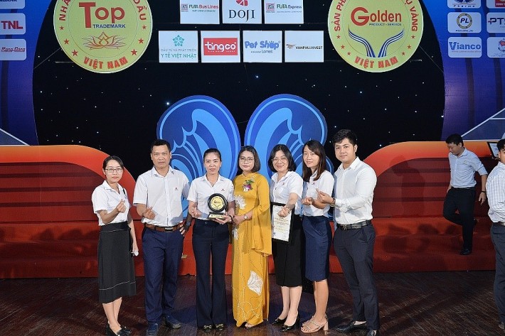 Top 10 sản phẩm vàng Việt Nam 2022 gọi tên bê tông Amaccao