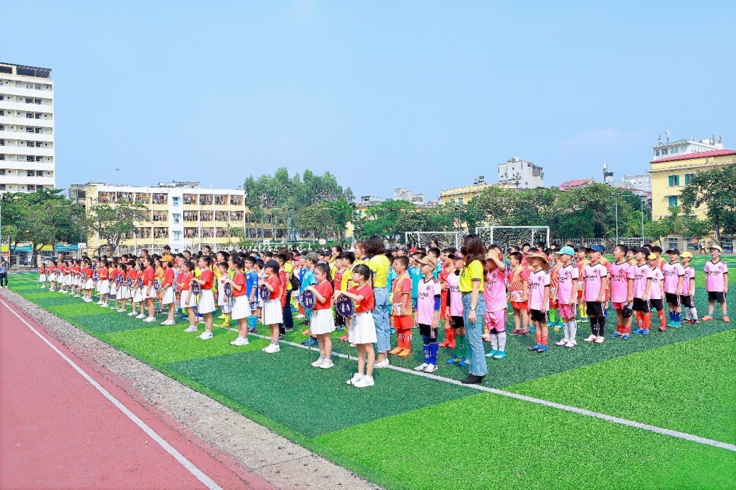 Hà Nội: Dấu ấn giải bóng đá học sinh trường Tiểu học Dịch Vọng A lần thứ III
