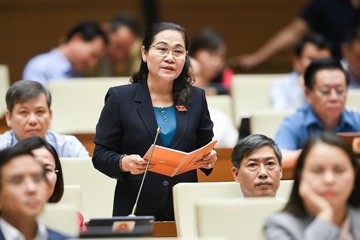 Bộ trưởng Bộ Xây dựng Nguyễn Thanh Nghị trả lời chất vấn Quốc hội các nhóm vấn đề liên quan đến lĩnh vực xây dựng