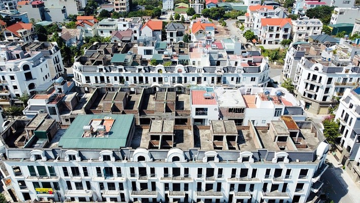 Gia Lâm (Hà Nội): Đề nghị kiểm tra, xử lý hàng loạt công trình cải tạo, sửa chữa sai phép “băm nát” quy hoạch Khu đô thị 31ha